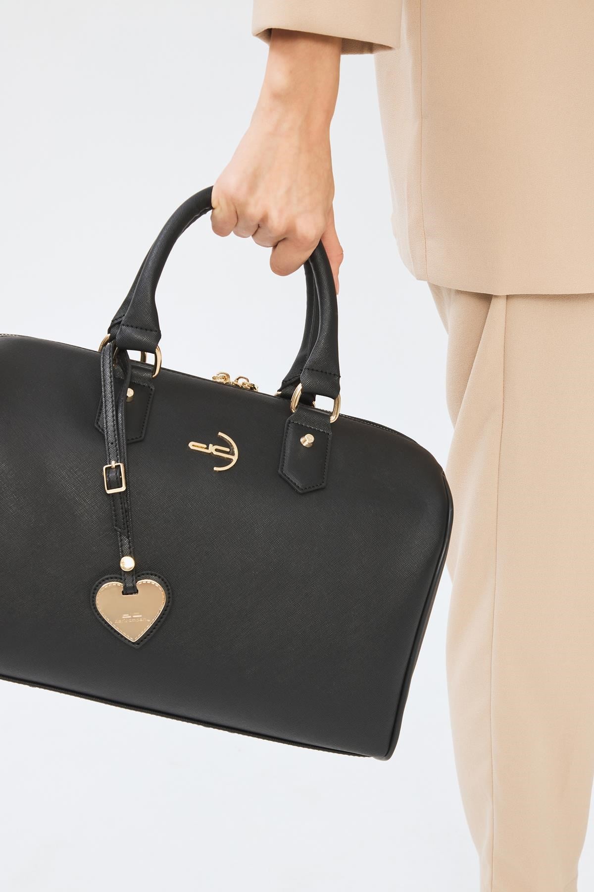 Basic Hand- und Schultertasche